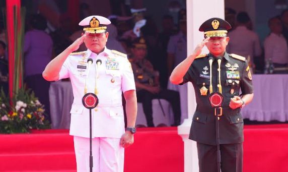 Serah Terima Jabatan Panglima TNI Dari Laksamana TNI Yudo Margono ke Jenderal TNI Agus Subiyanto